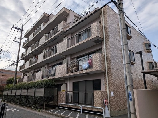 apartment 埼玉県入間市下藤沢５丁目
地図を見る