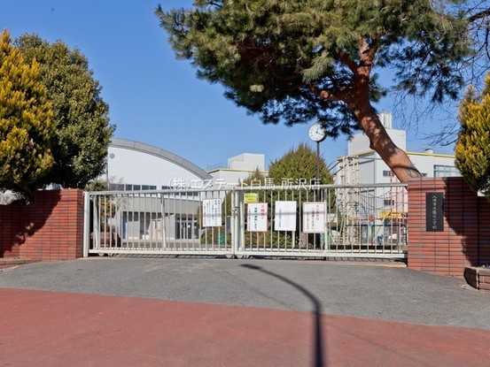 apartment 埼玉県入間市下藤沢５丁目
地図を見る