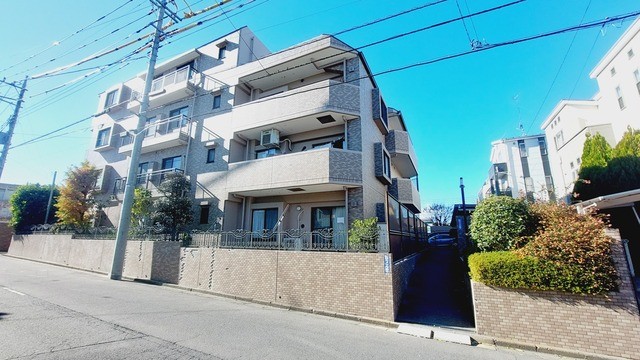 apartment 埼玉県所沢市小手指町１丁目
地図を見る