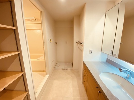 apartment 埼玉県狭山市祇園
地図を見る