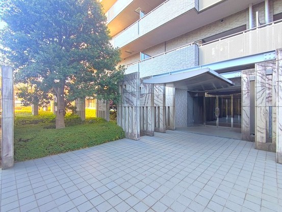 apartment 埼玉県富士見市ふじみ野西２丁目
地図を見る