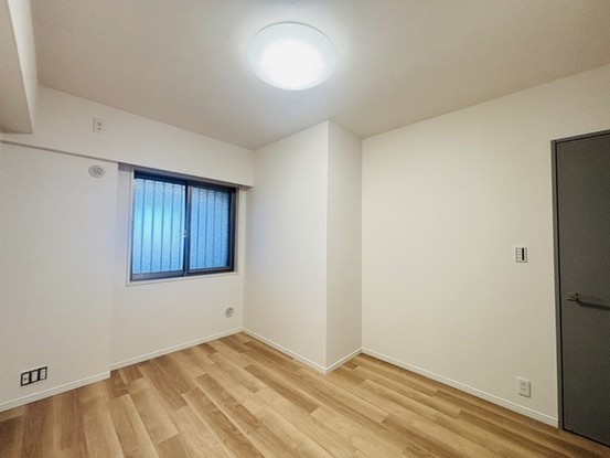 apartment 東京都西東京市谷戸町２丁目
地図を見る