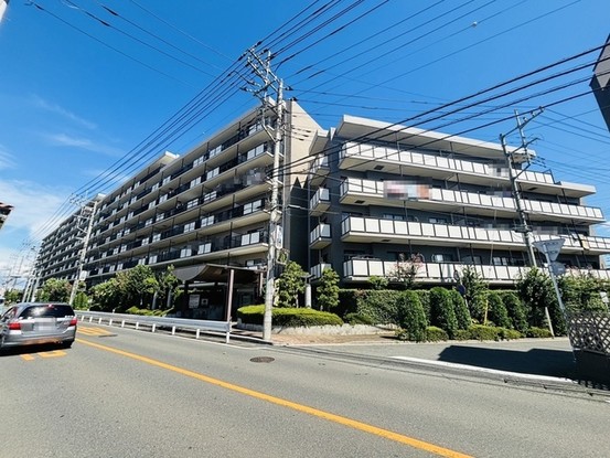 apartment 埼玉県所沢市向陽町
地図を見る
