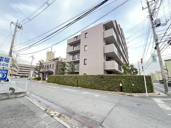 apartment 埼玉県入間市東藤沢３丁目
地図を見る