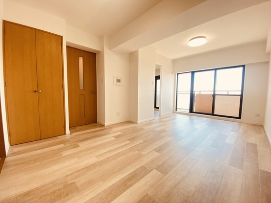 apartment 埼玉県狭山市祇園
地図を見る