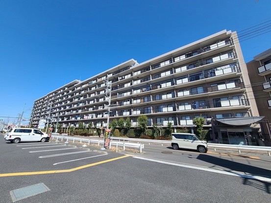 apartment 埼玉県所沢市向陽町
地図を見る
