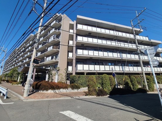 apartment 埼玉県所沢市向陽町
地図を見る