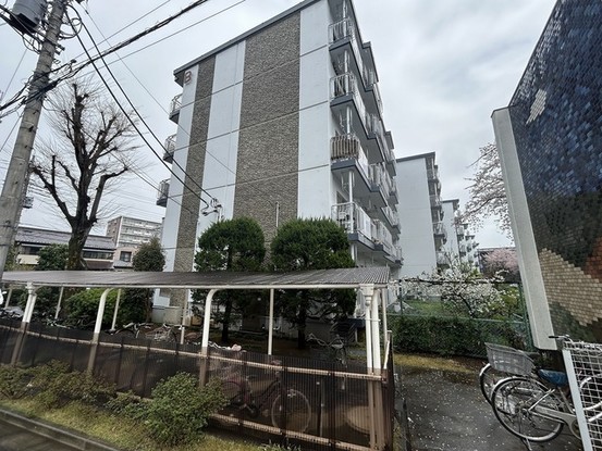 apartment 埼玉県所沢市小手指町３丁目
地図を見る