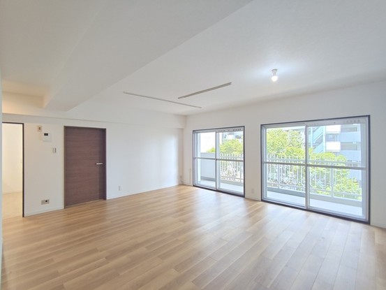 apartment 東京都西東京市谷戸町３丁目
地図を見る