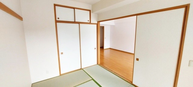 apartment 埼玉県狭山市新狭山２丁目
地図を見る