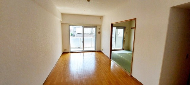apartment 埼玉県狭山市新狭山２丁目
地図を見る