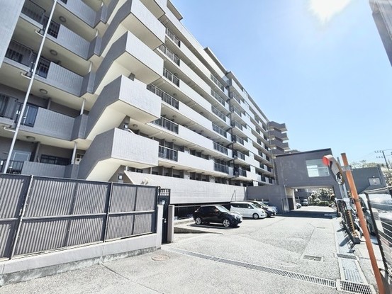 apartment 埼玉県志木市柏町１丁目
地図を見る