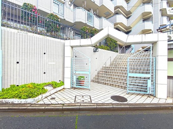 apartment 埼玉県志木市柏町５丁目
地図を見る