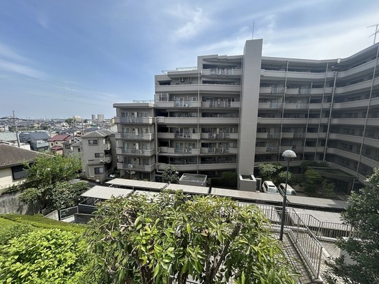 apartment 埼玉県入間市大字上藤沢
地図を見る