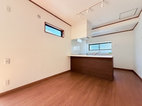 detached 東京都東村山市萩山町２丁目
地図を見る