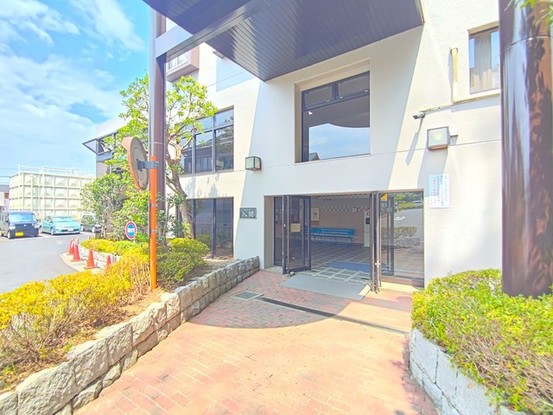 apartment 埼玉県入間市高倉３丁目
地図を見る