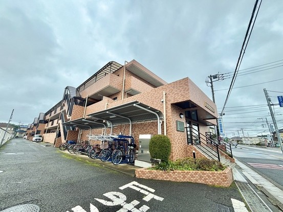 apartment 埼玉県新座市野火止３丁目
地図を見る