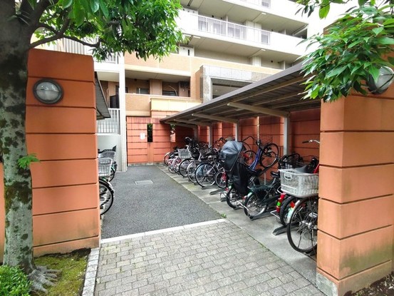 apartment 埼玉県志木市幸町３丁目
地図を見る