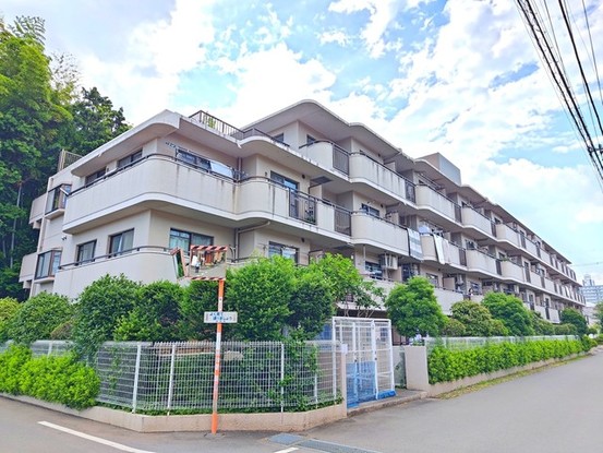apartment 埼玉県所沢市北原町
地図を見る