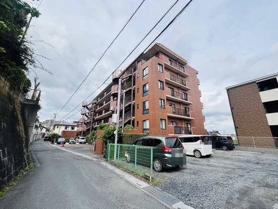 apartment 埼玉県入間市大字下藤沢
地図を見る