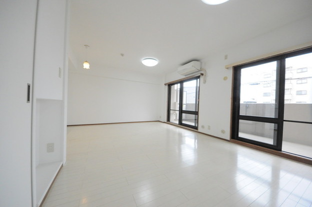 apartment 埼玉県入間市東藤沢３丁目
地図を見る