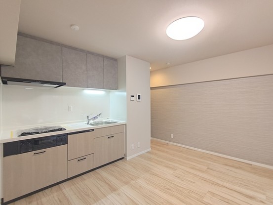 apartment 東京都東村山市栄町２丁目
地図を見る