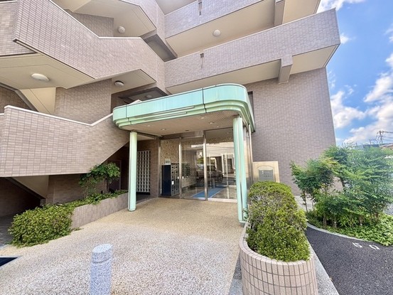 apartment 埼玉県入間市東藤沢１丁目
地図を見る