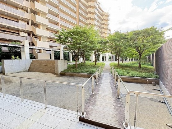 apartment 東京都小平市学園西町１丁目
地図を見る