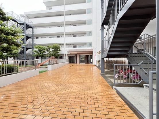 apartment 埼玉県所沢市北原町
地図を見る