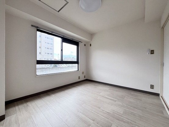 apartment 東京都清瀬市松山１丁目
地図を見る