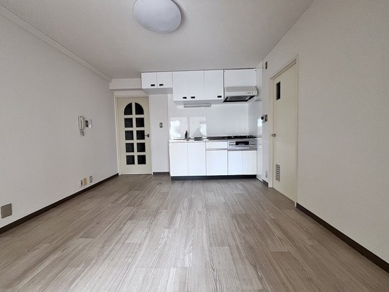 apartment 東京都清瀬市松山１丁目
地図を見る