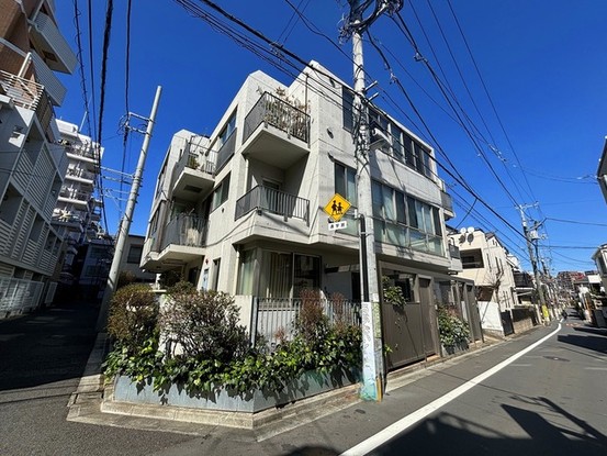 apartment 東京都中野区新井２丁目1-19 パックマートビル4F
