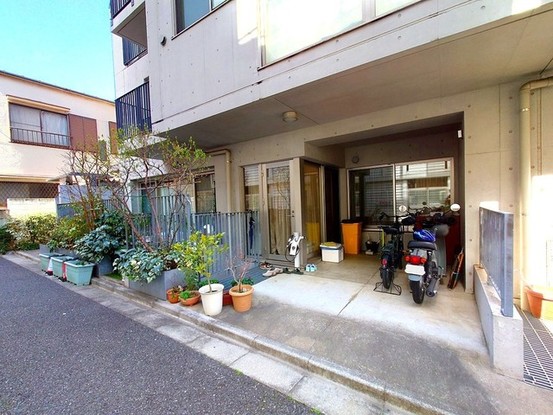 apartment 東京都中野区新井２丁目1-19 パックマートビル4F