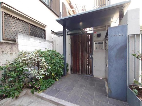 apartment 東京都中野区新井２丁目1-19 パックマートビル4F
