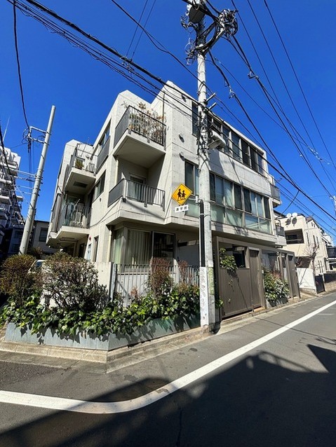 apartment 東京都中野区新井２丁目1-19 パックマートビル4F