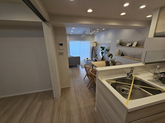 apartment 東京都中野区新井２丁目1-19 パックマートビル4F