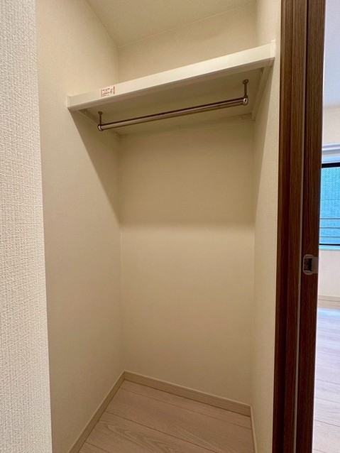 apartment 東京都中野区新井２丁目1-19 パックマートビル4F