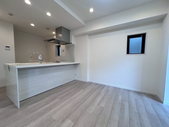 apartment 東京都中野区新井２丁目1-19 パックマートビル4F