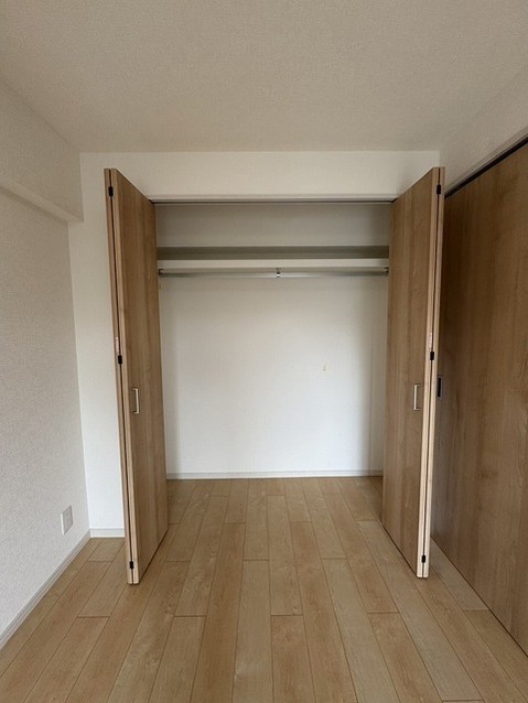apartment 東京都中野区新井２丁目1-19 パックマートビル4F