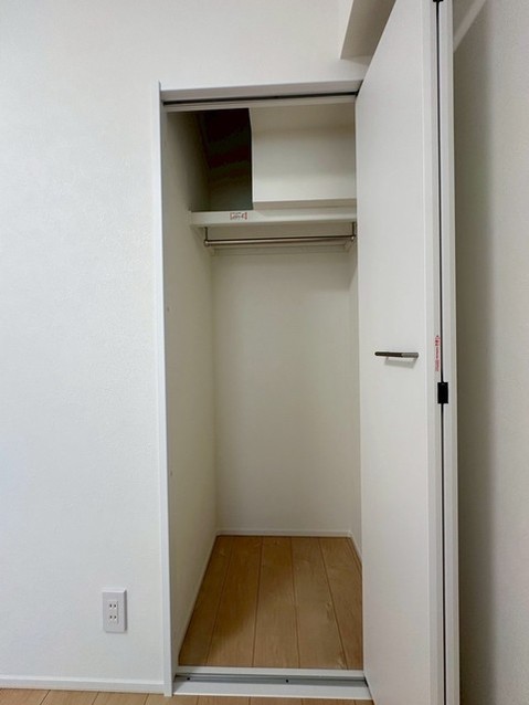 apartment 東京都中野区新井２丁目1-19 パックマートビル4F