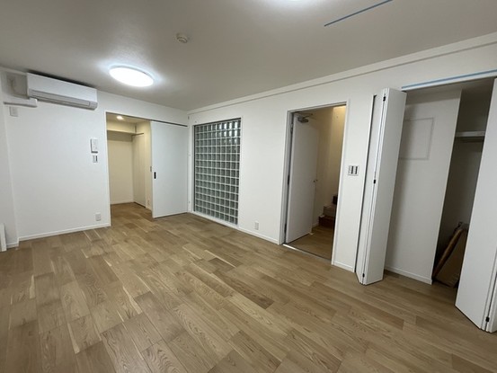 apartment 東京都中野区新井２丁目1-19 パックマートビル4F