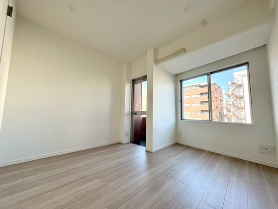 apartment 東京都中野区新井２丁目1-19 パックマートビル4F