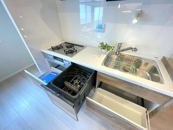 apartment 東京都中野区新井２丁目1-19 パックマートビル4F