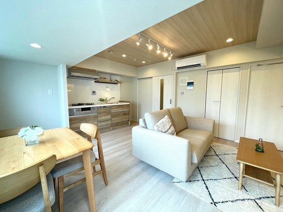 apartment 東京都中野区新井２丁目1-19 パックマートビル4F