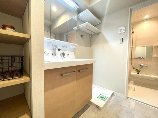 apartment 東京都中野区新井２丁目1-19 パックマートビル4F