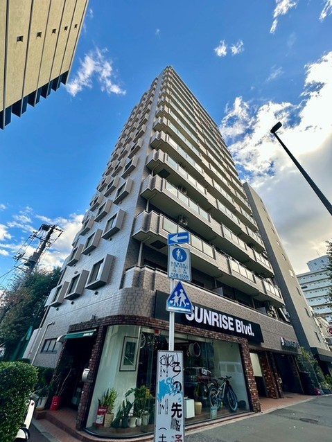 apartment 東京都中野区新井２丁目1-19 パックマートビル4F