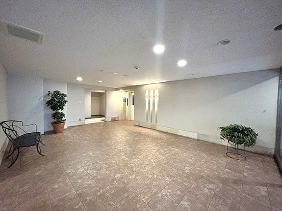 apartment 東京都中野区新井２丁目1-19 パックマートビル4F