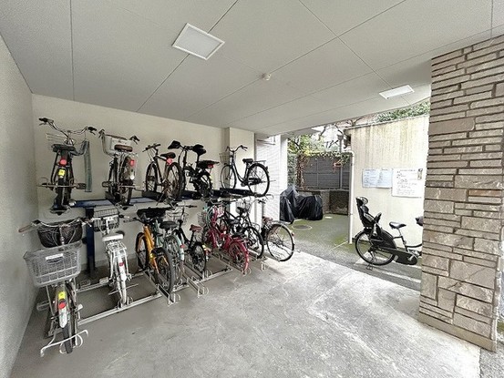 apartment 東京都中野区新井２丁目1-19 パックマートビル4F