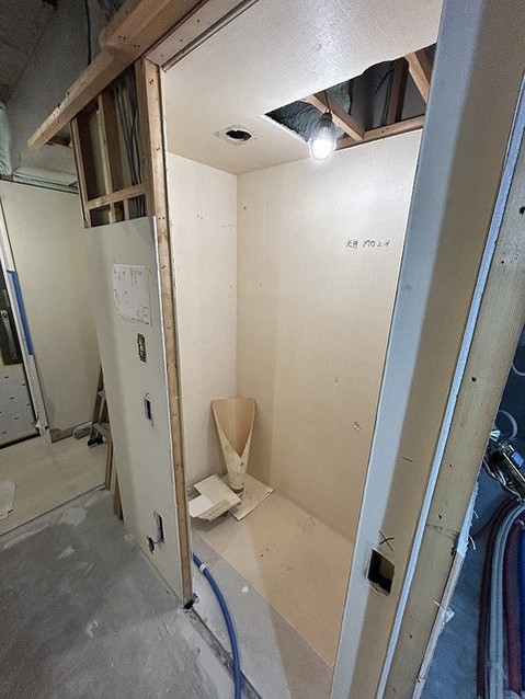 apartment 東京都中野区新井２丁目1-19 パックマートビル4F