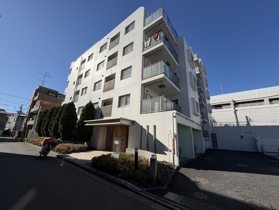 apartment 東京都中野区新井２丁目1-19 パックマートビル4F